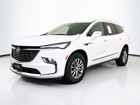 Used 2024 Buick Enclave Premium AWD/4WD image 3