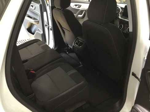 Used 2025 Chevrolet Blazer LT image 45