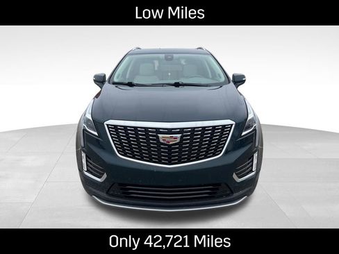 Used 2024 Cadillac XT5 Premium Luxury image 2