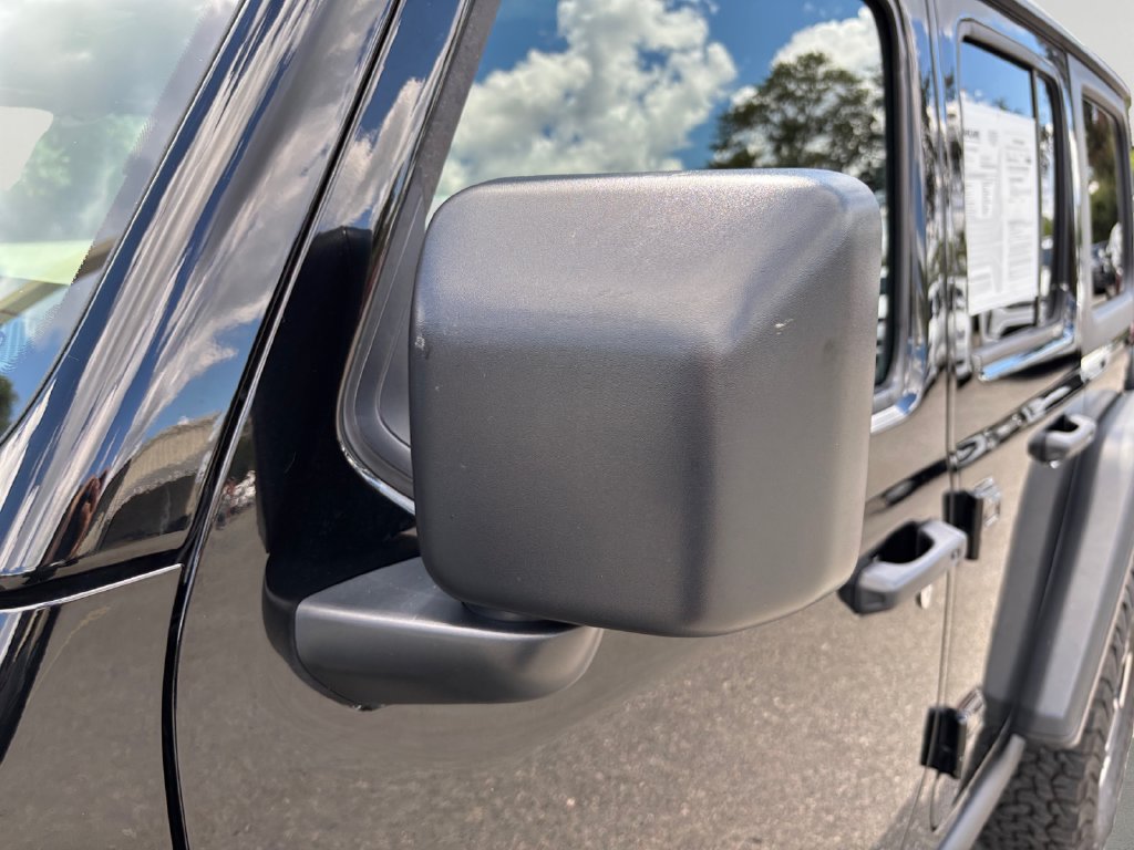 Used 2026 Jeep Wrangler Unlimited Rubicon AWD/4WD image 11