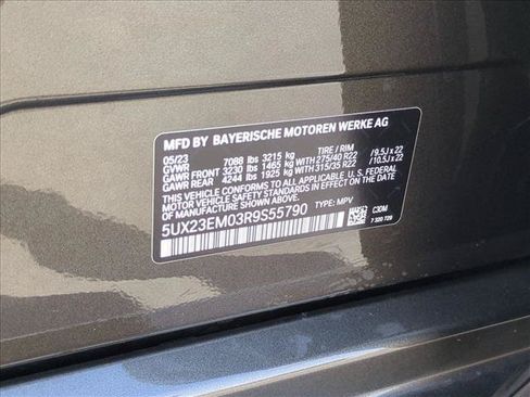 Used 2024 BMW X7 xDrive40i w/ Parking Assistance Package AWD/4WD image 28
