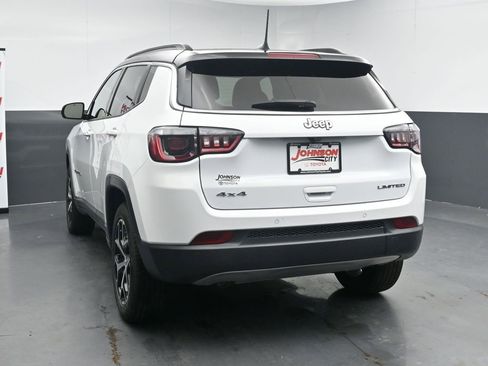 Used 2024 Jeep Compass Limited AWD/4WD image 6