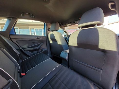 Used 2023 Volkswagen Jetta Sport image 31