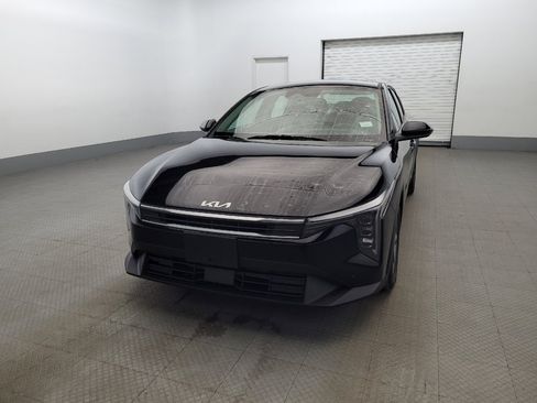 Used 2025 Kia K4 FWD image 15