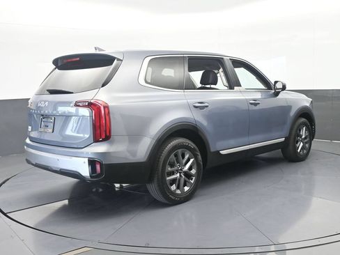 Used 2024 Kia Telluride LX FWD image 6