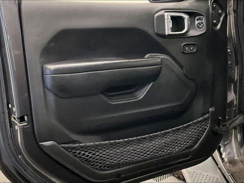 Used 2021 Jeep Wrangler Unlimited Sport image 24