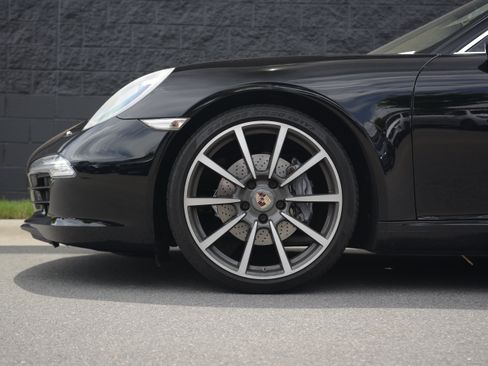 Certified 2014 Porsche 911 Carrera RWD image 34