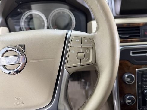 Used 2012 Volvo XC70 T6 image 16