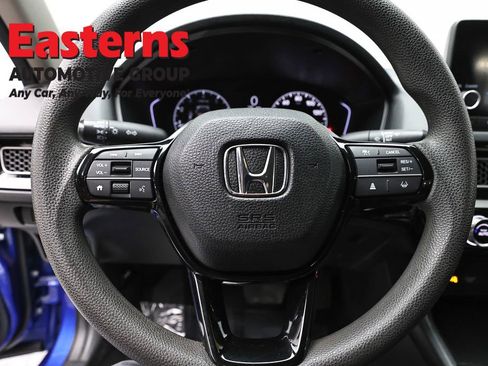 Used 2023 Honda Civic LX image 10