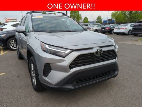 Used 2023 Toyota RAV4 XLE image 3