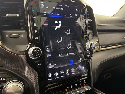 Used 2019 RAM 1500 Limited AWD/4WD image 25