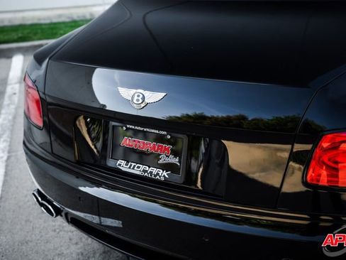 Used 2015 Bentley Flying Spur V8 image 30