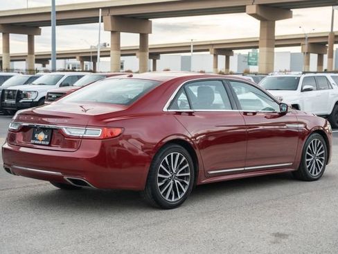 Used 2017 Lincoln Continental Select w/ Technology Package image 6