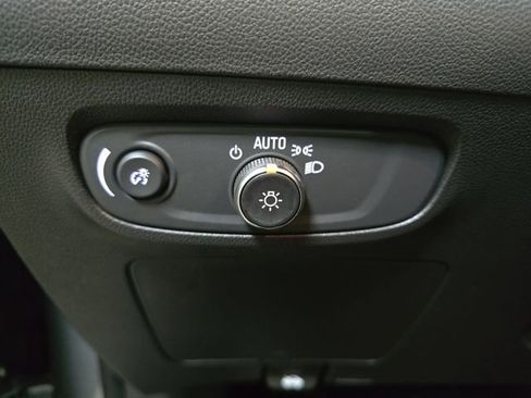 Used 2024 Buick Encore GX Avenir w/ Avenir Technology Package image 27