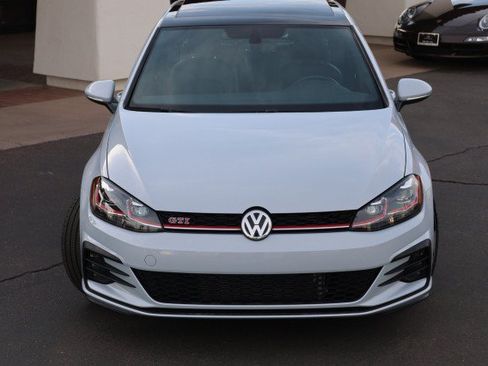 Used 2020 Volkswagen GTI SE FWD image 8