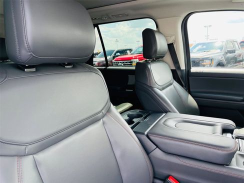 Certified 2025 Ford Expedition Active RWD image 19