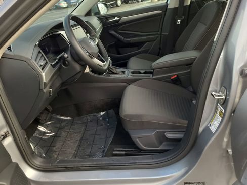 Used 2024 Volkswagen Jetta S image 19