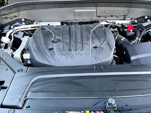 Used 2026 Volvo XC90 B5 Core image 31