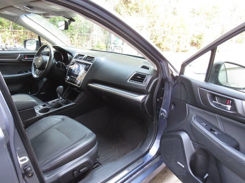 Used 2018 Subaru Legacy 2.5i Limited AWD/4WD image 17