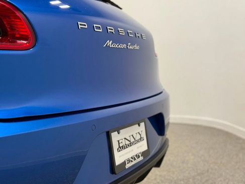 Used 2016 Porsche Macan Turbo image 27