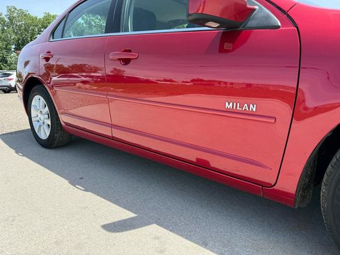 Used 2008 Mercury Milan FWD image 4