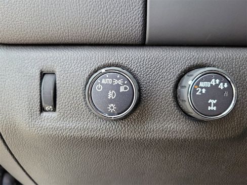 Used 2022 Chevrolet Colorado LT w/ LT Convenience Package image 21