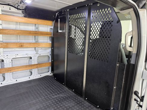 Used 2019 Ford Transit 250 130 Low Roof w/ Exterior Upgrade Package RWD image 78