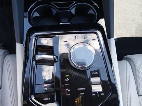 New 2026 BMW 530i w/ M Sport Package image 22