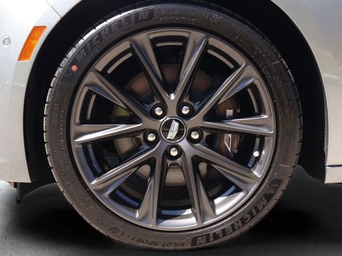 New 2026 Cadillac CT5 V image 9