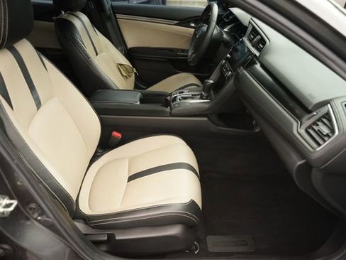 Used 2020 Honda Civic EX image 19