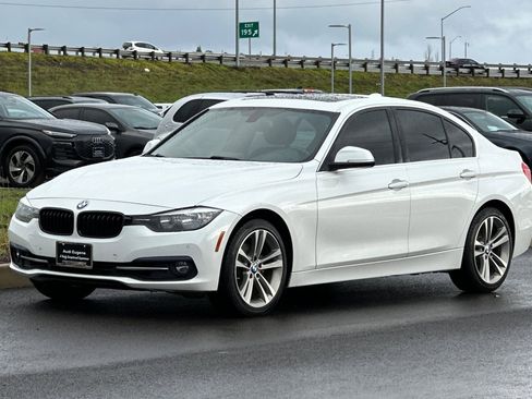 Used 2017 BMW 330i Sedan image 7