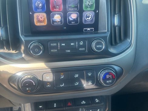 Used 2017 Chevrolet Colorado Z71 image 16