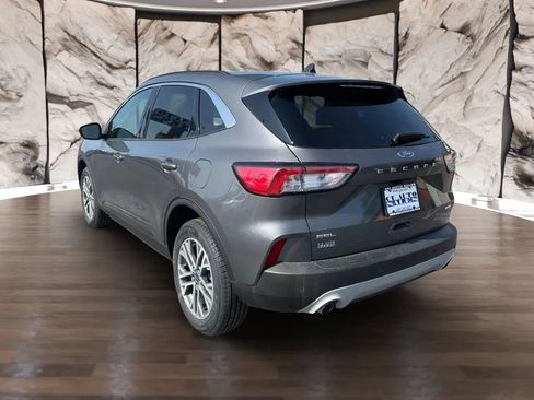 Used 2021 Ford Escape SEL image 5