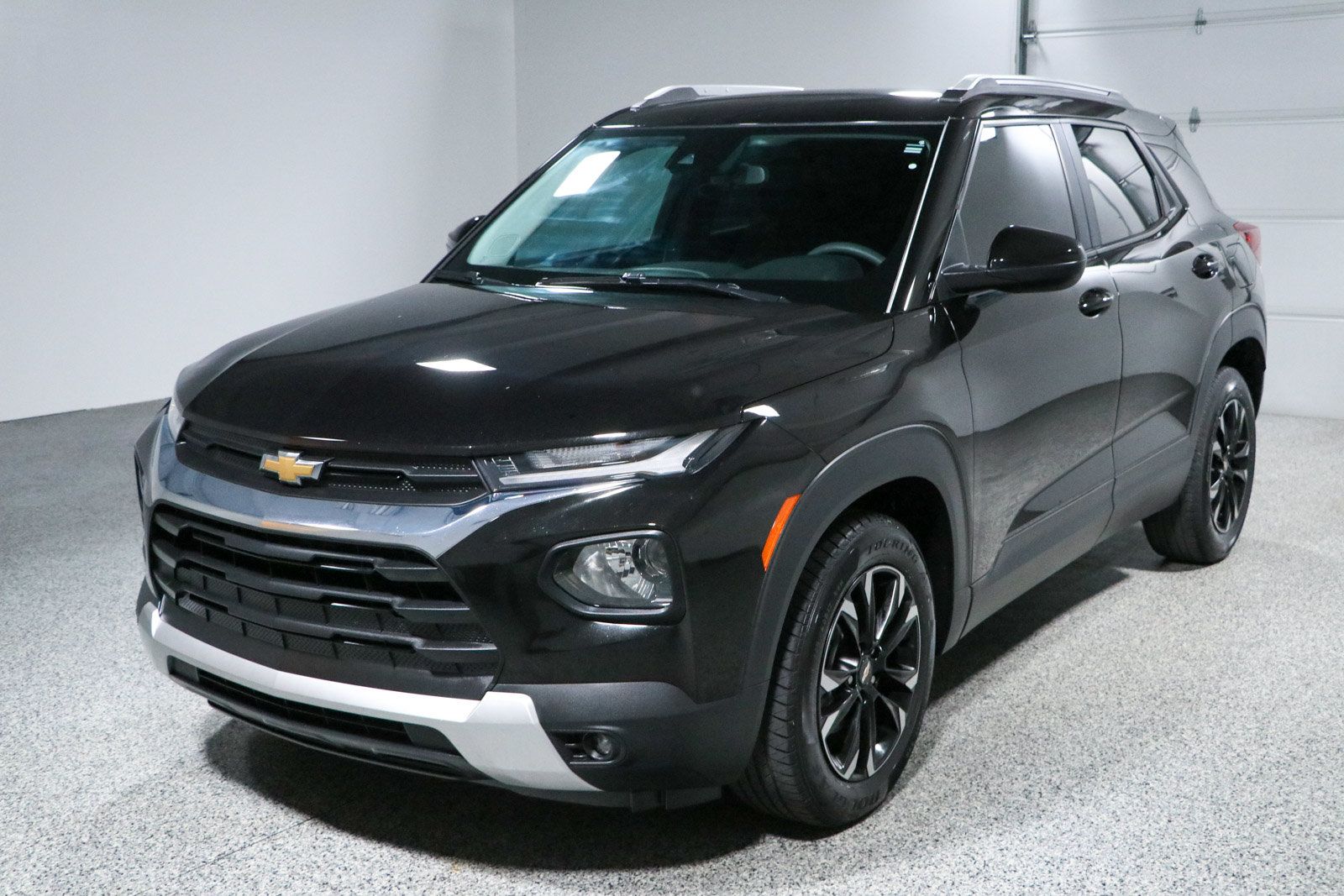 Used 2023 Chevrolet TrailBlazer LT FWD image 30