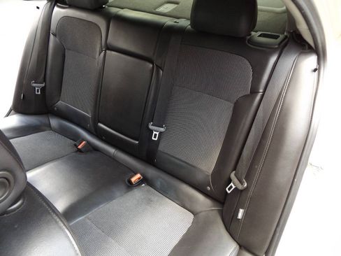 Used 2015 Chevrolet Malibu LT FWD image 14
