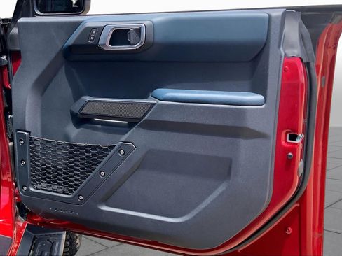 Used 2025 Ford Bronco Heritage Edition AWD/4WD image 22