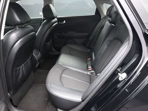 Used 2018 Kia Optima S FWD image 11