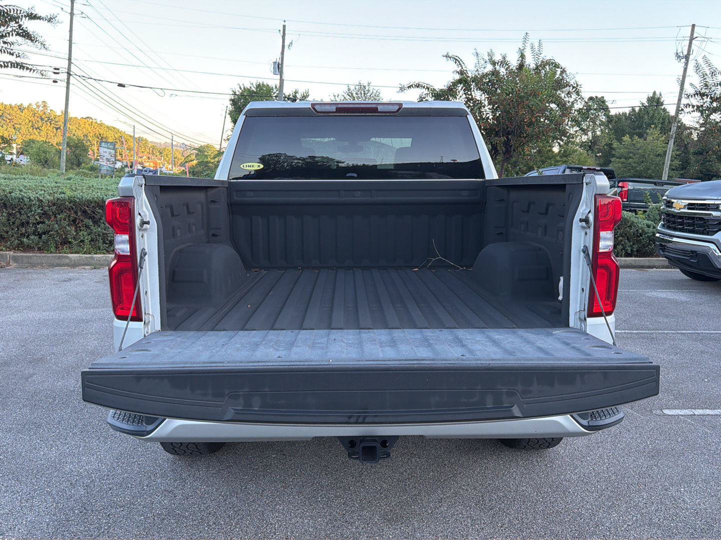 Used 2020 Chevrolet Silverado 1500 Custom w/ Custom Value Package RWD image 14