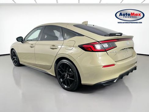 Used 2025 Honda Civic Sport image 5
