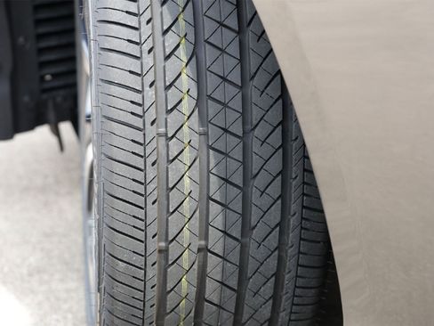 New 2025 Acura TLX w/ Technology Package image 30