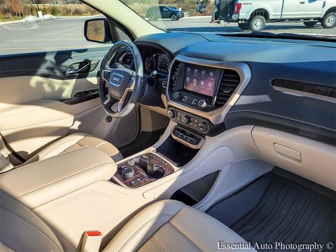 Used 2021 GMC Acadia Denali w/ Denali Ultimate Package image 36