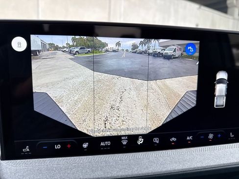 New 2025 Ford Maverick XLT w/ XLT Luxury Package image 25