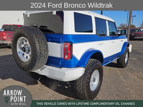 Used 2024 Ford Bronco Wildtrak AWD/4WD image 11
