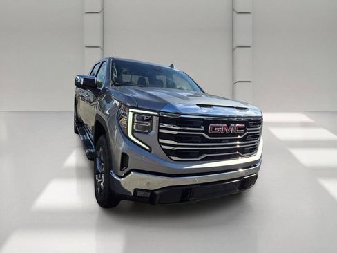 New 2026 GMC Sierra 1500 SLT w/ SLT Premium Plus Package AWD/4WD image 3