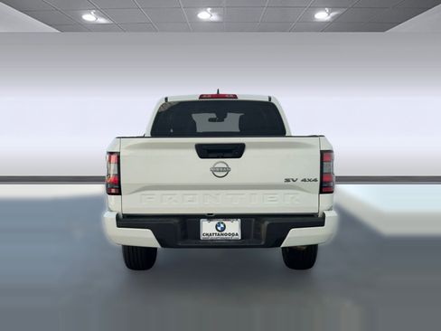 Used 2024 Nissan Frontier SV AWD/4WD image 10