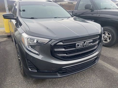 Used 2020 GMC Terrain SLE w/ Driver Convenience Package image 11