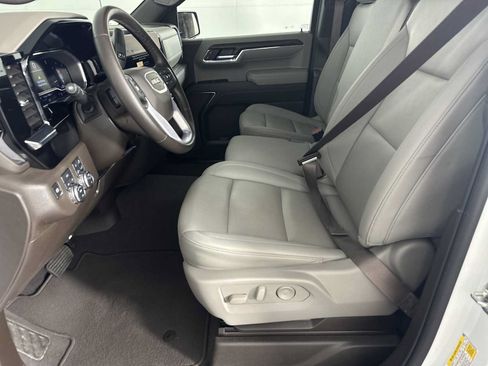 Used 2024 GMC Sierra 1500 SLT AWD/4WD image 8