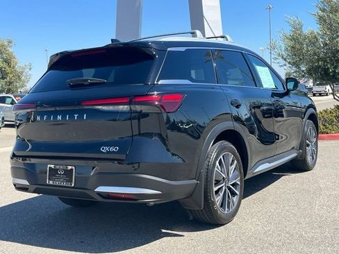 Certified 2026 INFINITI QX60 Luxe w/ Cargo Package FWD image 5