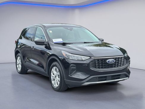 Used 2024 Ford Escape Active FWD image 5