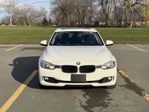 Used 2013 BMW 328i xDrive Sedan AWD/4WD image 2